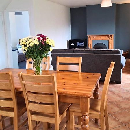 Dingle Harbour Cottages 3 Bed Sleeps 7 By Trident Holiday Homes מראה חיצוני תמונה